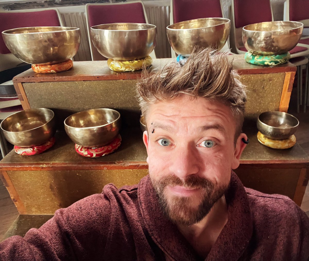 2024 is Sounding good! 🎶

⭐️ Group sessions for your friends, family or work place
⭐️ One2One or couple sessions 
⭐️ Educational workshops
⭐️ ‘Men’s Chill-out’ sessions

bit.ly/42K2aIV 

#soundhealing #meditation #yoga #mentalhealth #sacred #music #vibes #goodvibes