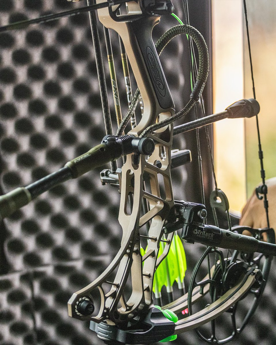 truball_axcel's tweet photo. Camouflage, Reduce Glare, and Be Silent to be the #BestinBowhunting. Our new T.R.U. Ball / AXCEL Archery Tacitica Bowhunting series can make this happen!
📸 Nick Kravitz
-
#RealNumber1
#LeadingTechnology
#ProvenResults
#truball_axcel #truballaxcel
#bowhunting #bowhunter #huntig https://t.co/BKMldThhTM