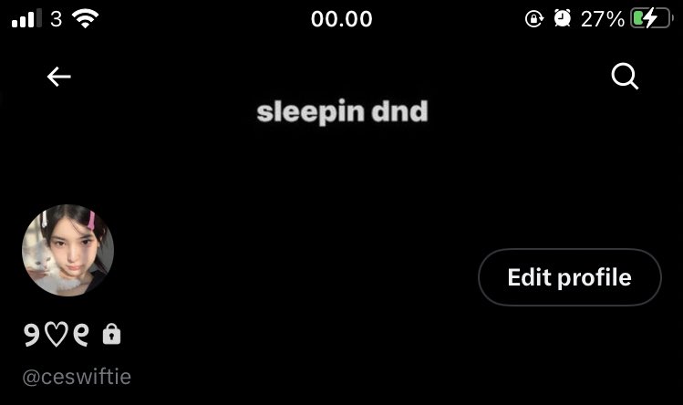 mbak sena dior YG 🎐 tweet media