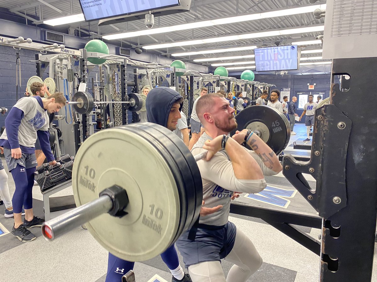 Finishing The Week Strong #FlyHawks Ⓜ️🦅🏈🔥