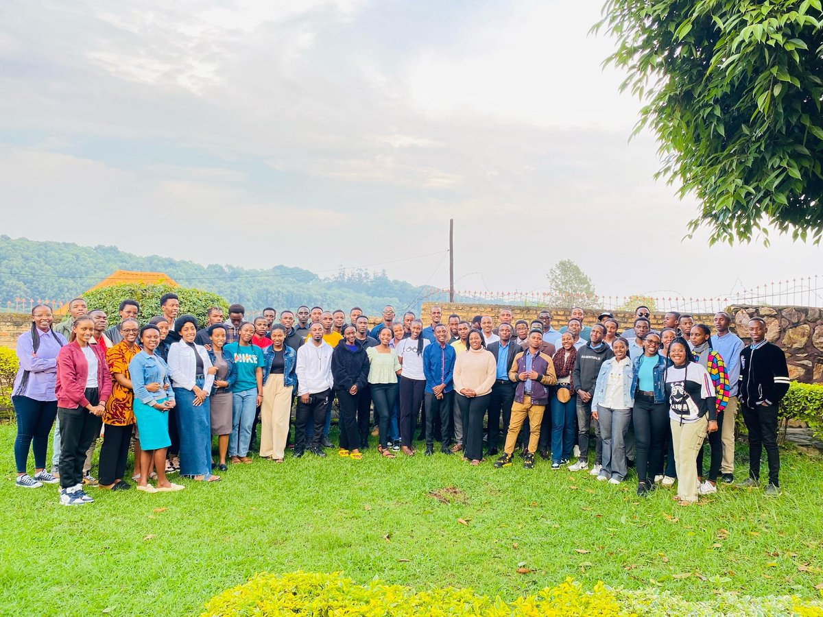 cmsf_rwanda's tweet photo. Family is always a good place to be 🤗 
The lord bless and keep you 🙏 
           Numbers 6:24-25 ❤ https://t.co/wLwAVIuMgS
