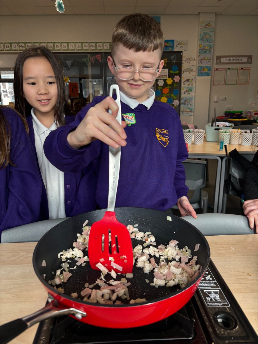 TollbraePS's tweet photo. Bases 8 & 9 celebrated Chinese New Year today with some cooking and coding lessons. Everyone enjoyed swapping classes and having a go at something new! Well done P4 & P5!
#YearOfTheDragon #skillsforlearninglifeandwork https://t.co/poK3AYnoB2