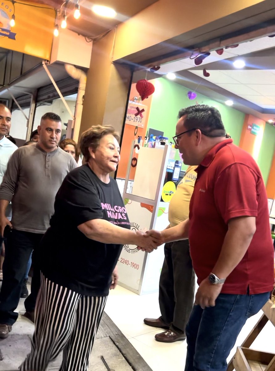 milagro__navas's tweet photo. Mi amado Antiguo Cuscatlán, seguiremos siendo referente a nivel nacional, llevaremos esta visión de trabajo a Huizúcar, Zaragoza, San José Villanueva y por supuesto a Nuevo Cuscatlán.

¡Nuestra experiencia garantiza el éxito! https://t.co/4IsP1DFJsu