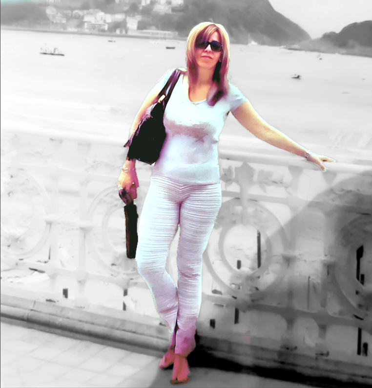 Photomood1's tweet photo. @SilviaM169 Fotografía restaurada
Foto admirador https://t.co/Z4ffgEAEmP