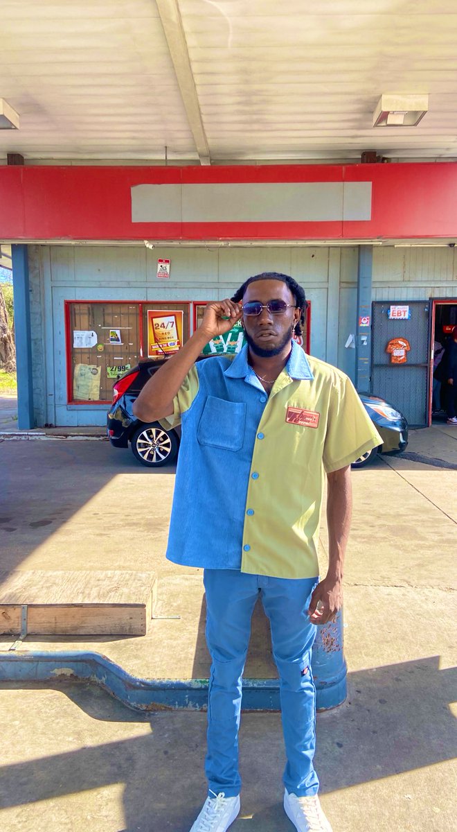 Tware1k's tweet image. Water and take care of my flowers, I just want them fresh when y’all finally decide to give em! 
EST. 2/16 ⛹🏽‍♂️💐 #CHOSEN1 #BORNDAY #FTF