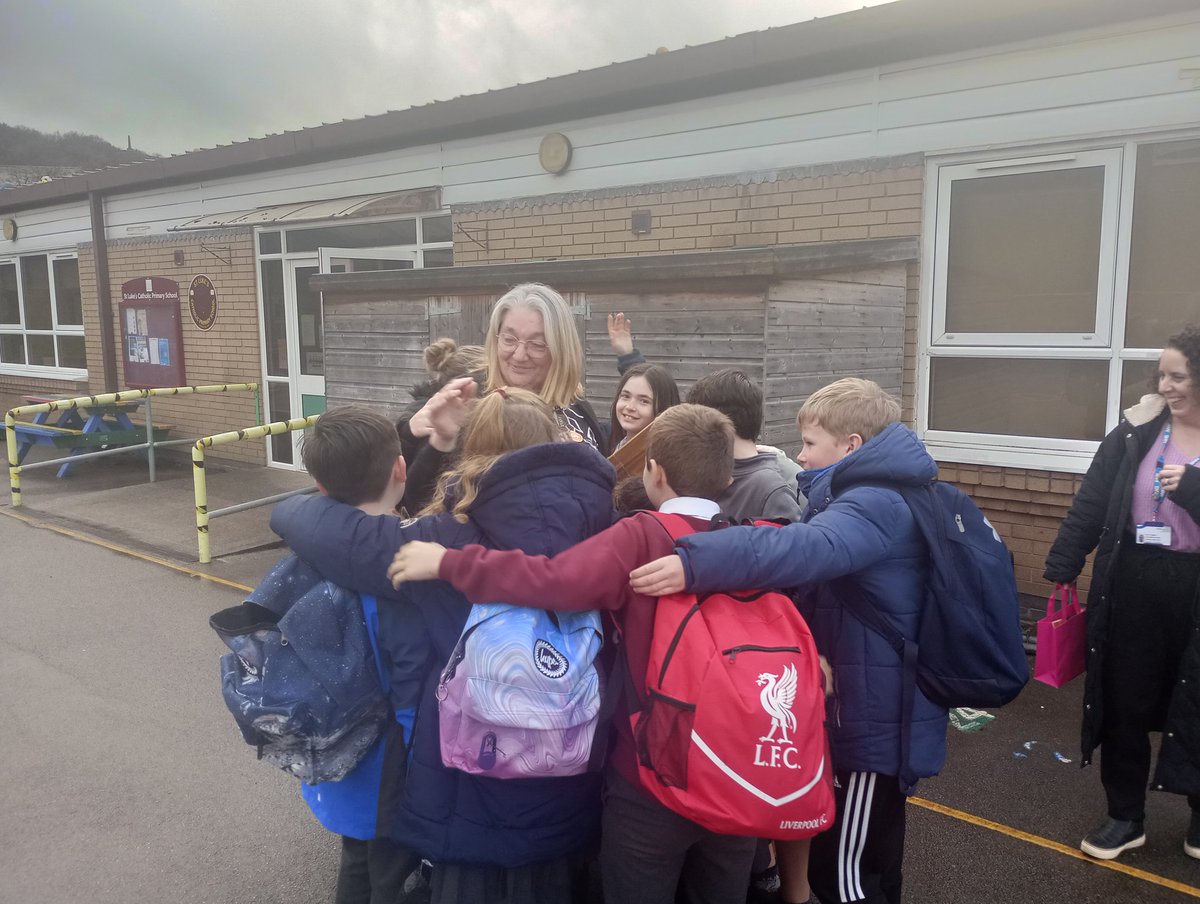 Group hugs and lots of tears saying goodbye to Mrs Harrogate 🫂🤗. You will be missed @stlukesfrodsham . Good luck in your new adventures ✈️🌎