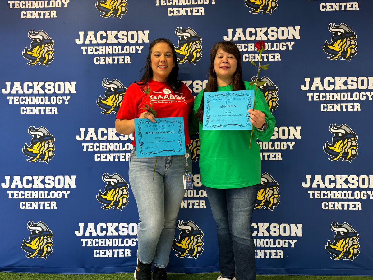 Jackson_Vikings's tweet photo. We are proud to announce our Jackson Teacher of the Year - Mrs. Moore and our Paraprofessional of the Year - Ms. Phan! You ROCK! #jtcgobig #LEVELUP https://t.co/mJey7YabCn