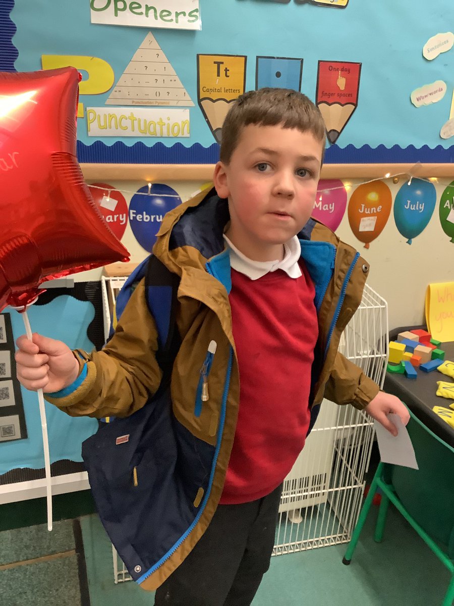 Well done to F 🌟🥳for being a Hallglen Superstar 😃