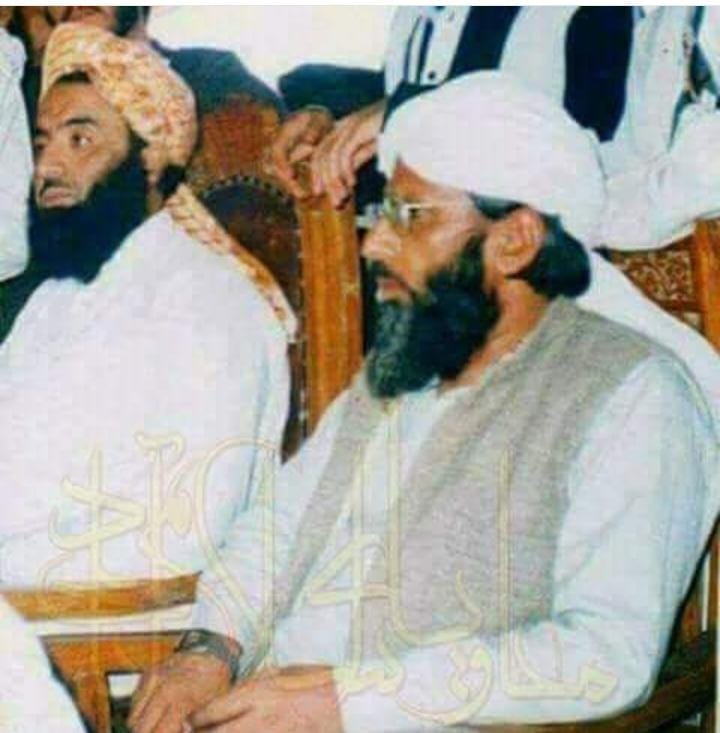 M_israr_'s tweet photo. صرف وہ لوگ ریٹویٹ کریں 
جن کو موت قبول ہے مگر مولانا کا ساتھ  چھوڑنا قبول نہیں۔
#KingOfPoliticsMaulana https://t.co/P4D2m4JDF8