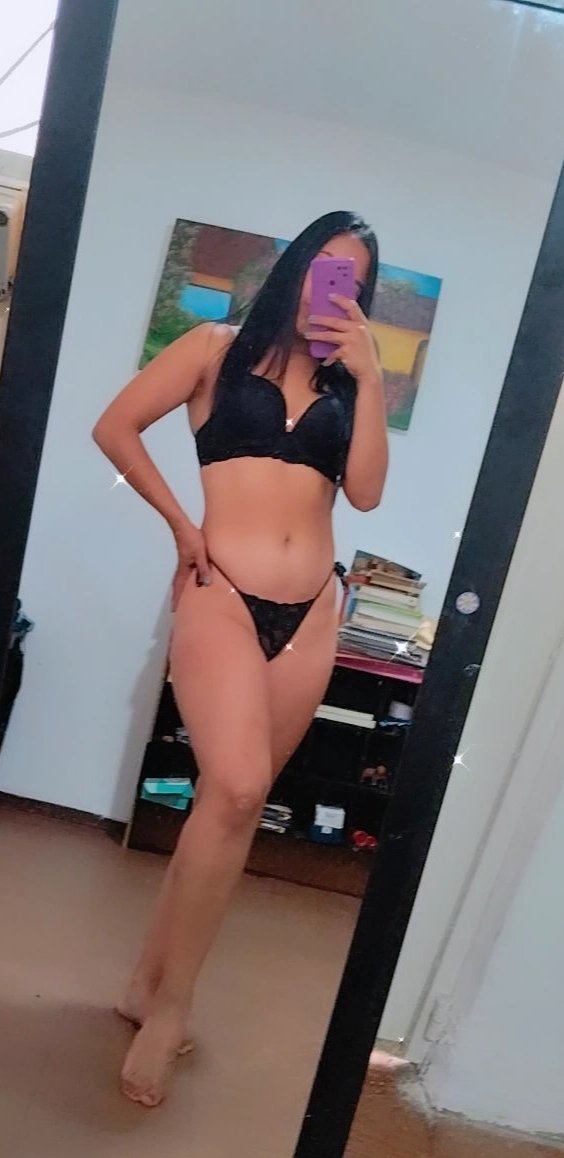 25swmargareth's tweet photo. 🖤🖤🖤😈🥵 https://t.co/8Y1HjO8EgC