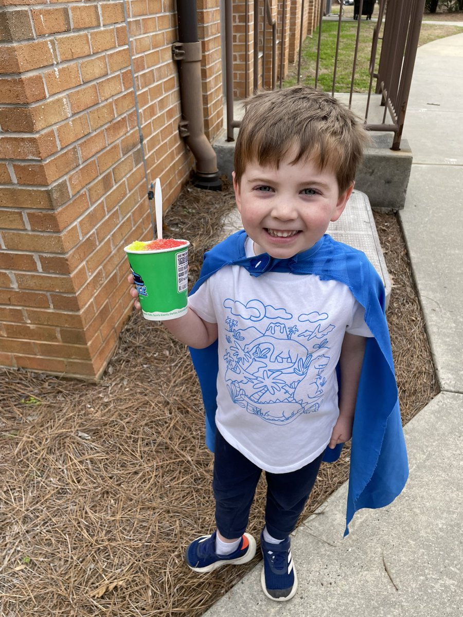 Today we celebrated our students’  accomplishments with Kona Ice!Barnwell showed the greatest amount of growth in i-Ready math for zone 6 and exceeded our attendance goal of 95% for all grades during the month of January. <a href="/BarnwellPto/">Barnwell ES PTO</a> <a href="/TheBarnwellBeat/">The Barnwell Beat!</a> <a href="/FultonZone6/">Brian P Downey</a> <a href="/FCSSocialWork/">FCSSocialWork</a>