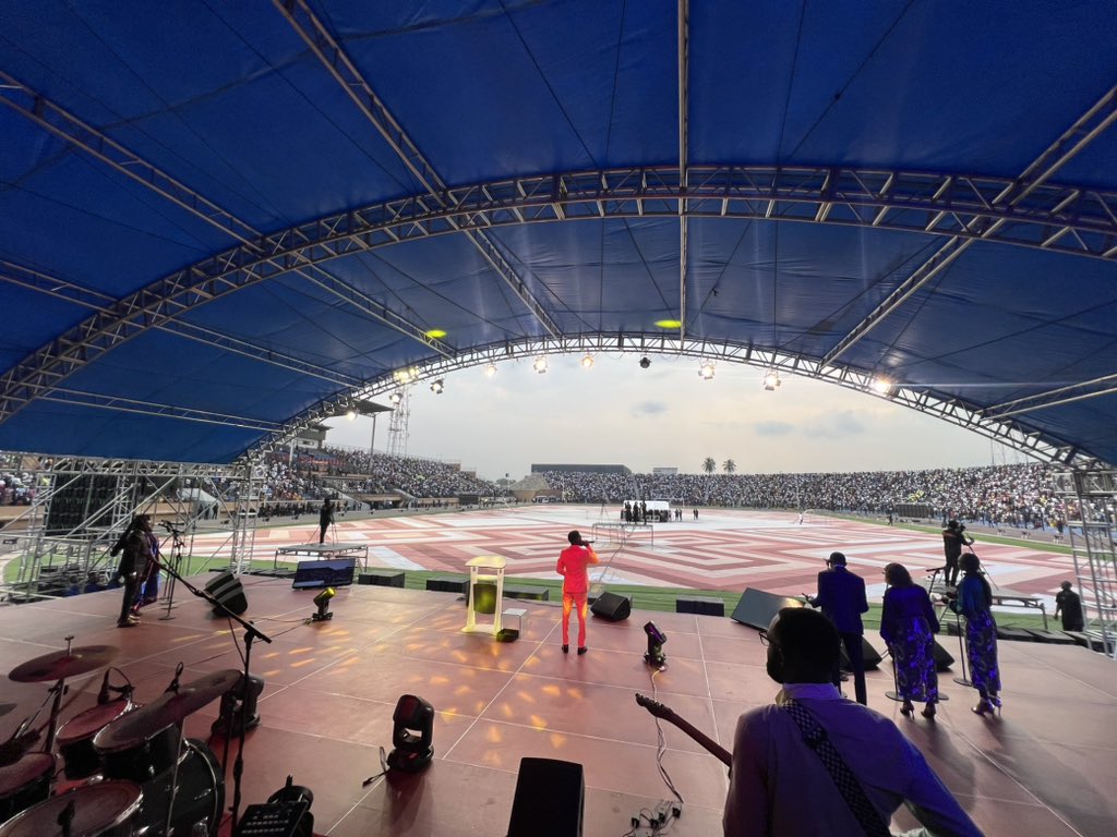 PatrickTetePT's tweet image. Dieu est fidèle ! Nous sommes déjà au stade Tata Raphaël pour la clôture de notre programme de prière #Alpha40 

Pst @MarcelloTunasi