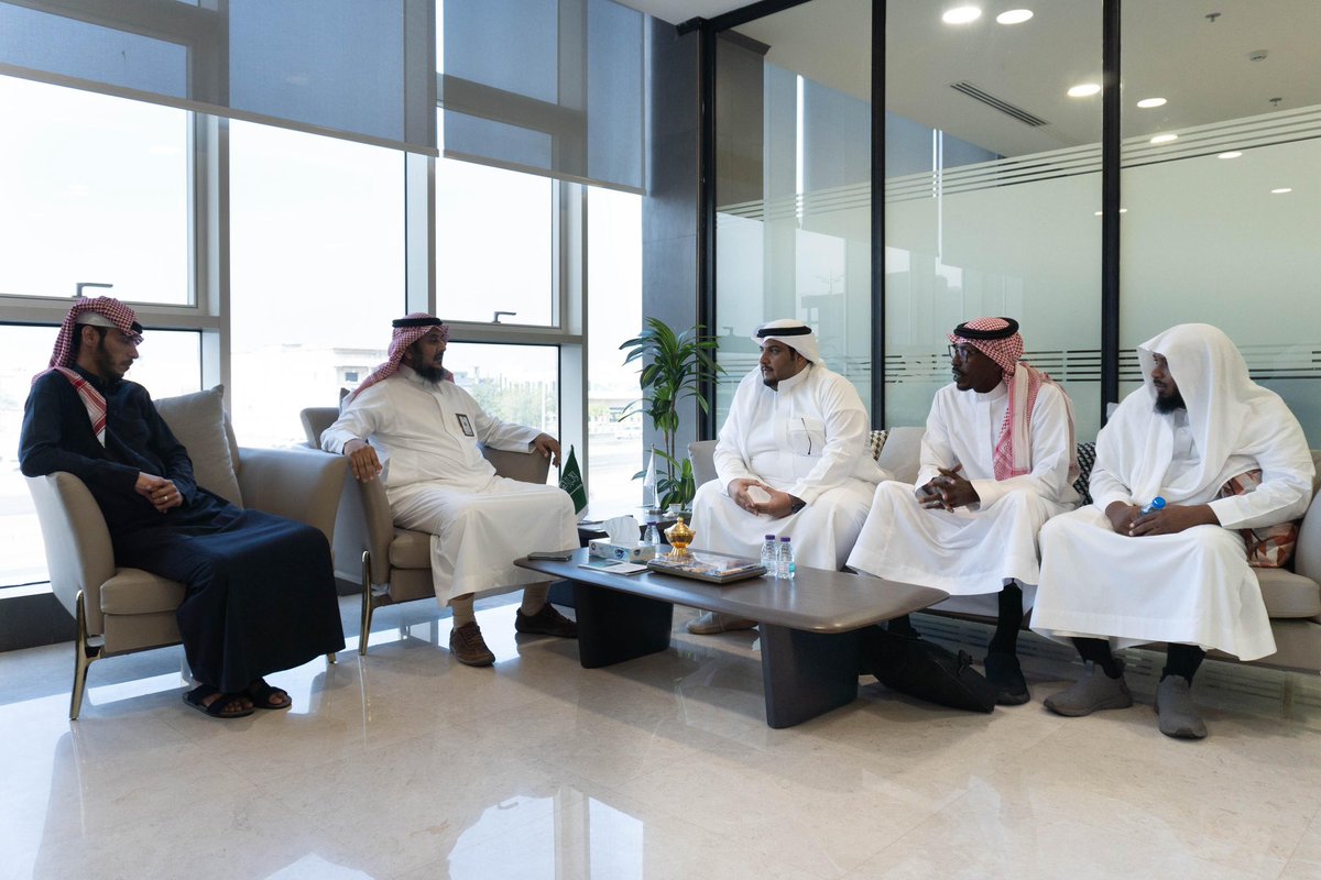 Brkah2's tweet photo. في إطار التعاون المشترك بين الجمعيات الخيرية على مستوى المملكة استضافت البركة الخيرية لمدة 4 أيام عددًا من المدراء التنفيذيين لعدد من الجمعيات الخيرية بمحافظة الحائط والسليمي بمنطقة حائل ، حيث تم تعريفهم ببرامج البركة والعمل المؤسسي الذي تقوم عليه وكيفية الاستفادة من التقنية في جميع البرامج والأنشطة التي تنفذها البركة لخدمة مستفيديها.