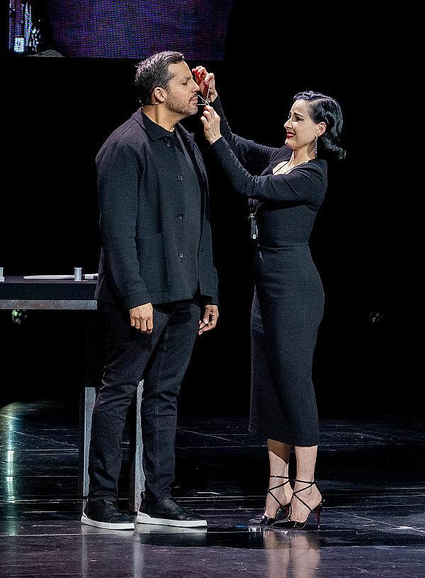 Dita Von Teese Celebrates Valentine’s Day at DAVID BLAINE: IMPOSSIBLE at Encore Theater at Wynn Las Vegas  vegaspublicity.com/45265/dita-von… by @Vegaspublicity_ @DitaVonTeese @davidblaine @WynnLasVegas