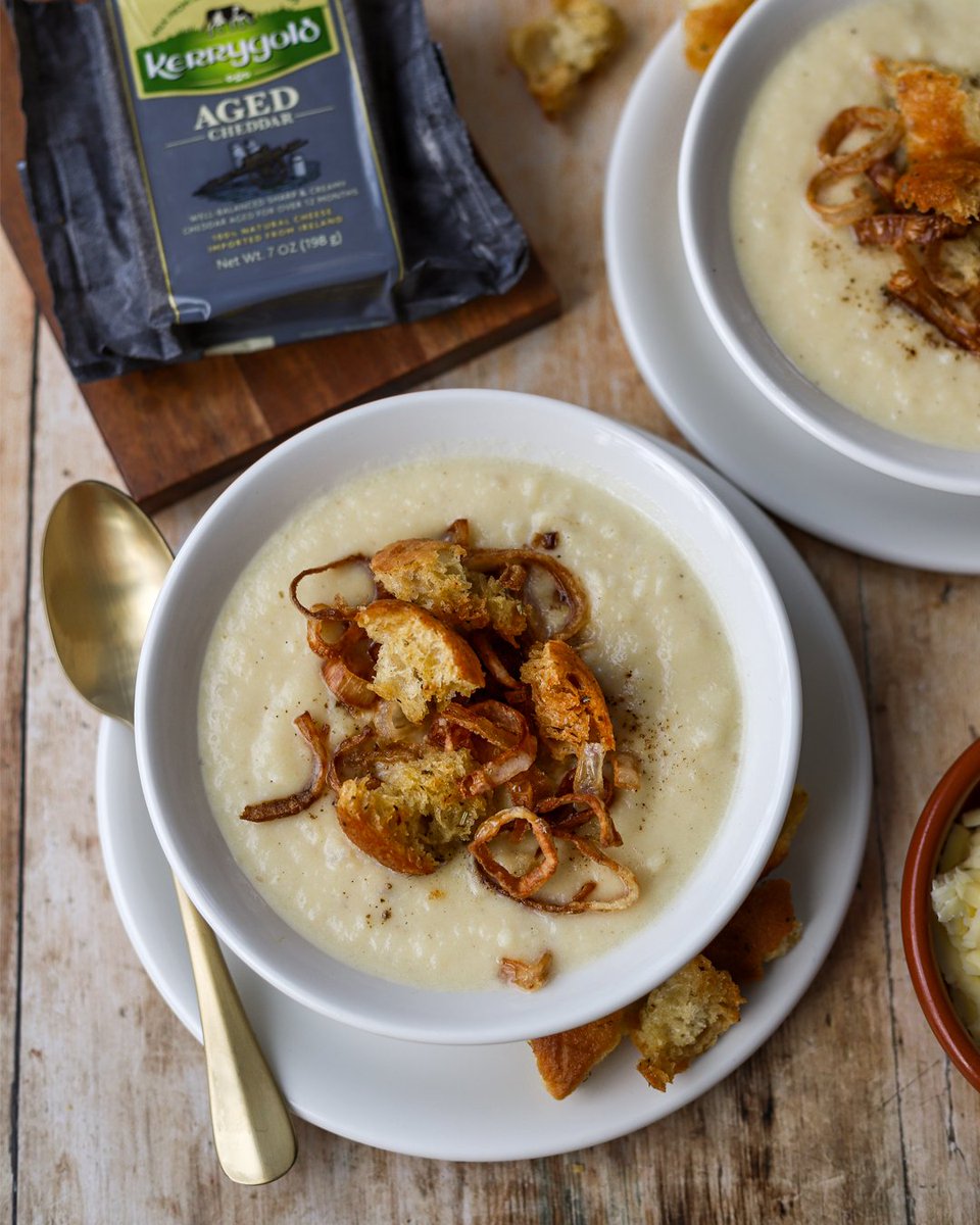Get cozy from the inside out with our flavorful Celery Root Chowder. Celery Root Chowder w/ Herby Croutons and Crispy Shallots recipe: ow.ly/kCMV50QEaKU