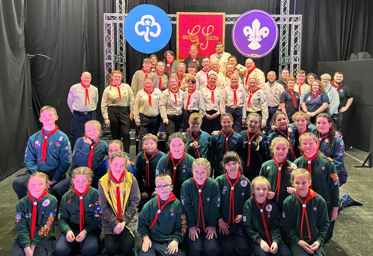 Lovely evening yesterday watching  @Bristol_South Gangshow! 
What an amazing group of young people and volunteers, all so excited to be on stage showing off their hard work.
Congratulations Gang, best of luck for the rest of your show week!! 
#SkillsforLife #Gansghow