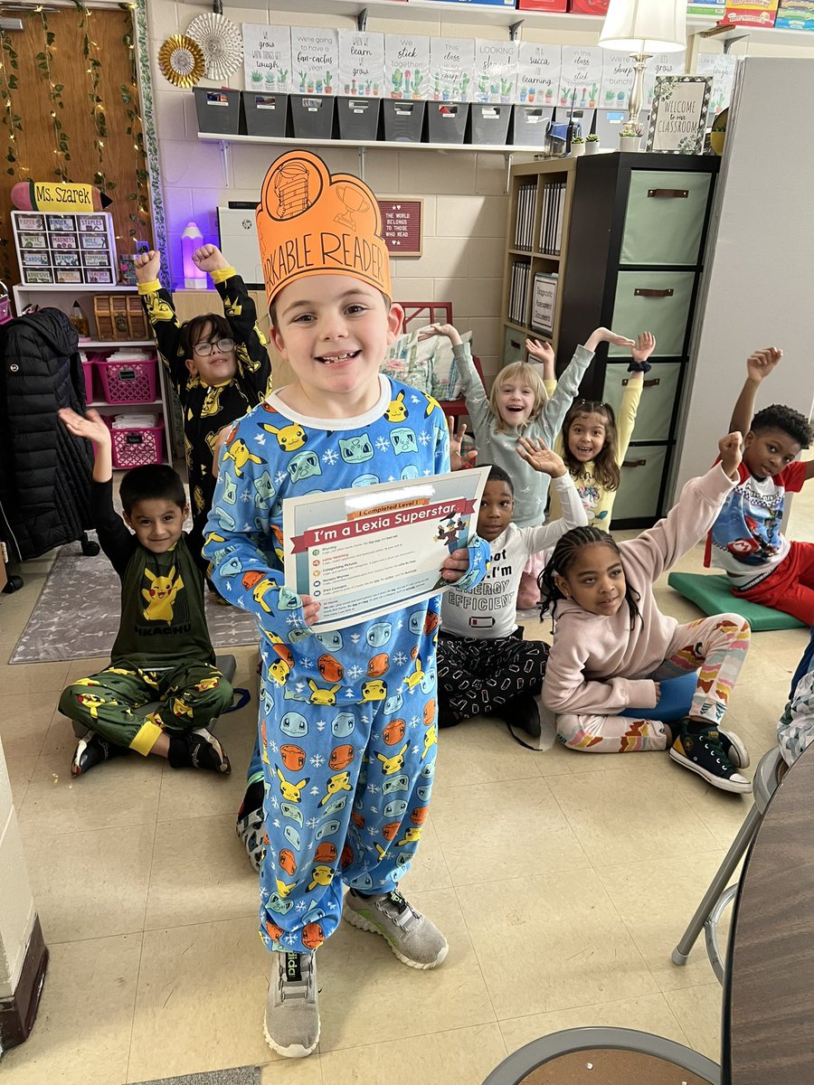 Daria_Szarek's tweet photo. So proud of our Lexia Superstars! 📚💖 #d109pride #bvpride #readingspecialist @BVGoBobcats @ISD109 https://t.co/nzZaKWEIlh