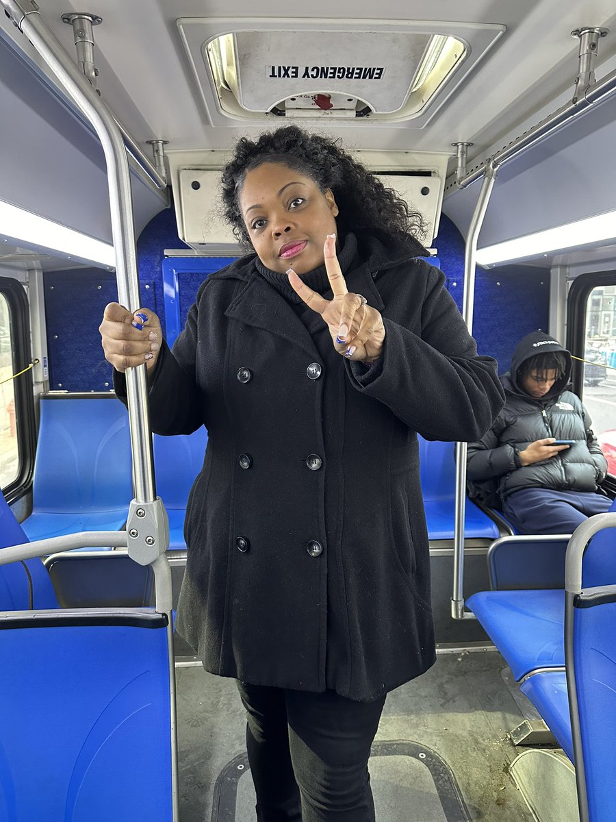 Earlier this week on the 44 headed to some important meetings downtown! I usually don’t photograph every moment I utilize <a href="/SEPTAPHILLY/">ISEPTAPHILLY</a> but it was a good day 😊

- Signed a 40-year bus rider 🤣💙