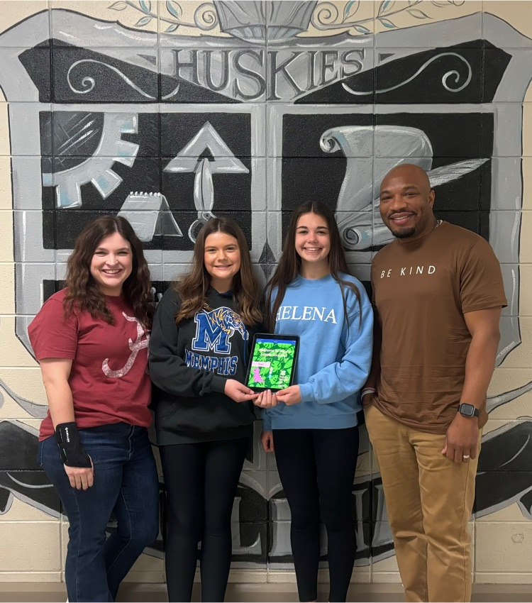 HelenaMSHuskies's tweet photo. Congrats to Eleanor Martin & Savannah Vincent for their app Gina's Jungle Journey (digital flipbook created by Savannah) & being selected to represent Shelby County in the regional competition for the Governors App Challenge! #OurHuskyWay #EveryDayIsAnOpportunity #DoGreatThings https://t.co/HlbadD4Cp3