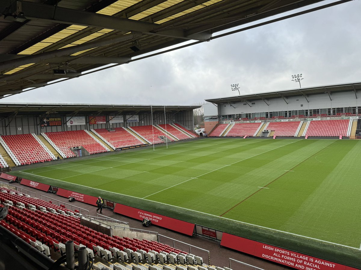 adamjacko15's tweet image. All set for the return of super league 🏉@LeighLeopardsRL vs @Giantsrl 

@lsvstadium @consolidateTurf @Aitkens_turf @DennisMowers @ben_kay8 @GrassNipper @KeithPorter1964 @lewisboardman9 @derek_beaumont