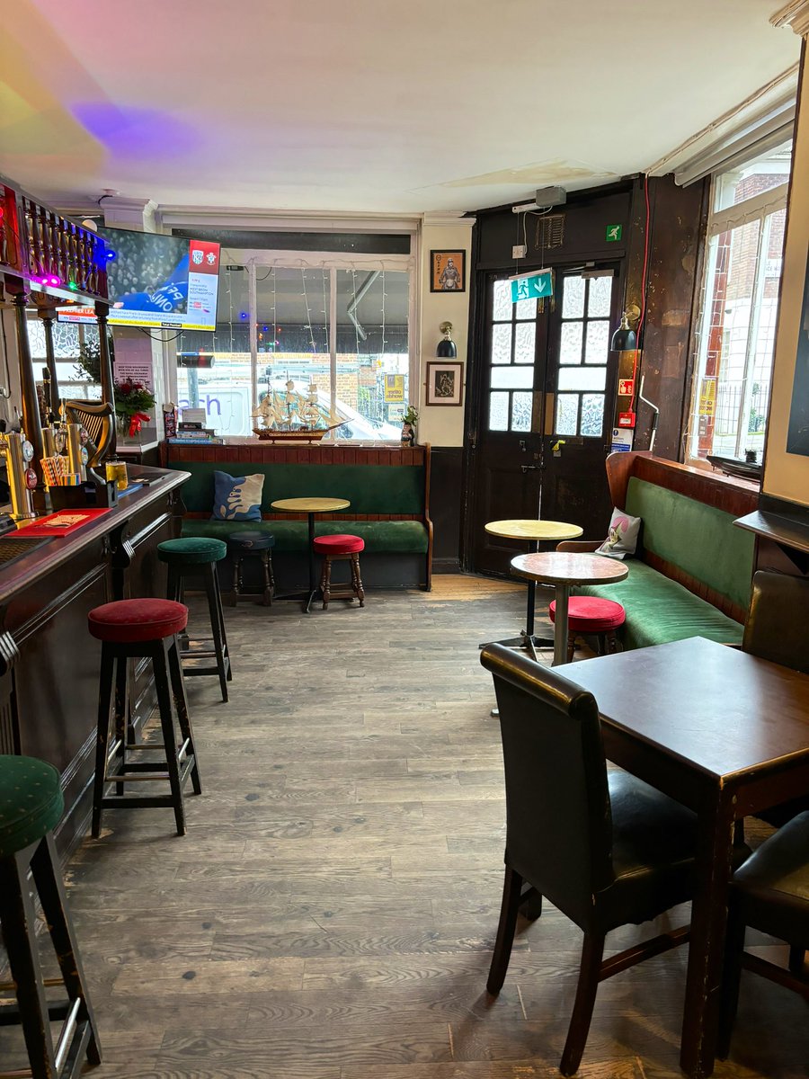 London Pub Map tweet media