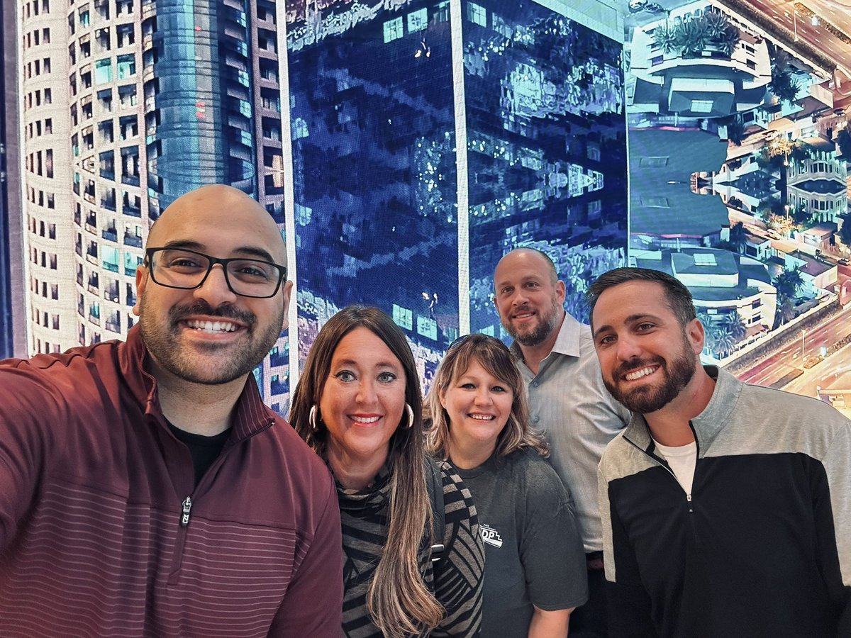 <a href="/BOLDNP/">BOLD Northern Plains</a> is keeping it cool ❄️ in #Dallas! #squarestates #lifeatatt #discoverydistrict <a href="/LifeAtATT/">Life at AT&T</a> <a href="/SeabaughAmanda/">Amanda Seabaugh</a>