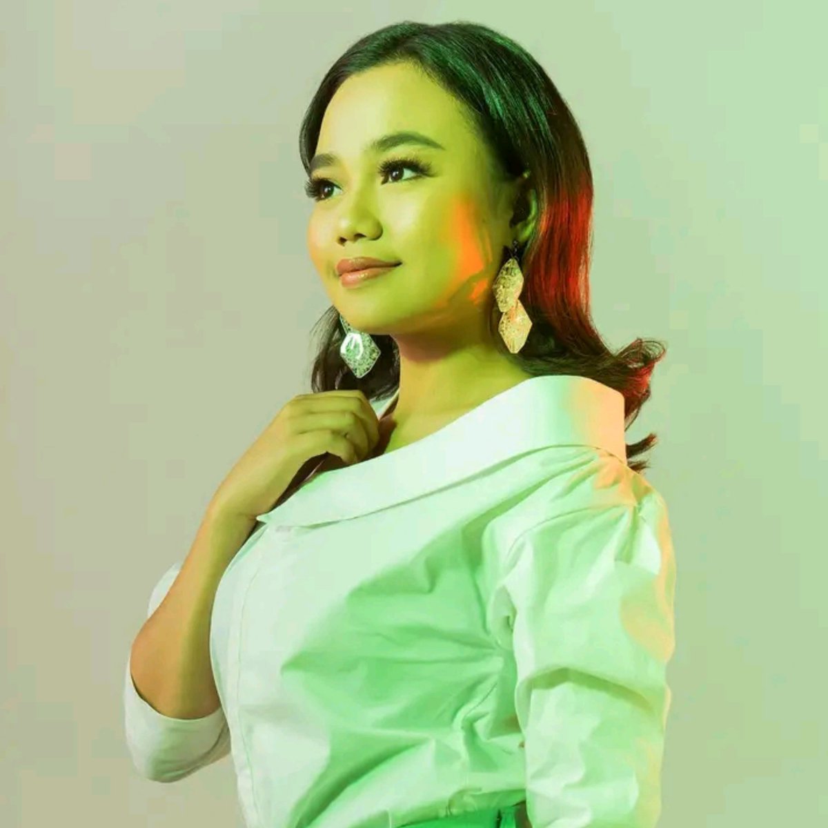 idolgrup_plus62's tweet image. Makin sukses kariernya baik Solo
Maupun bareng @official.byoode 💗
Sehat-sehat buat Kaka sama Keluarga semuanya
Aamiin 🤲

Semangat terus ditunggu Karya-karya terbarunya 🤗

#HappyBirthdayAULIA
#Aulia #ALIVERS
#BYOODE #BYOODEFULL 
#IdolGroupPlus62