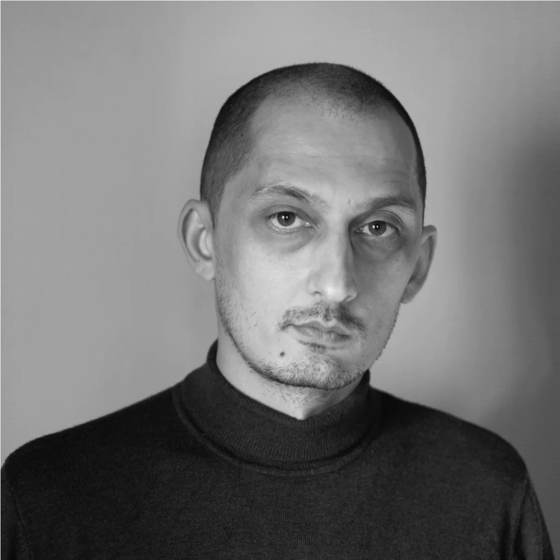 На 42-м году жизни умер фотограф Дмитрий Марков, пишет «Псковская губерния» со ссылкой на сообщения его друзей