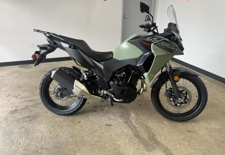 Bikes_Catalog's tweet photo. 2023 Kawasaki Versys-X 300 Sports Touring Bike
#Kawasaki #VersysX300 #SportsTrouringBike https://t.co/3rBtaWF5Wp