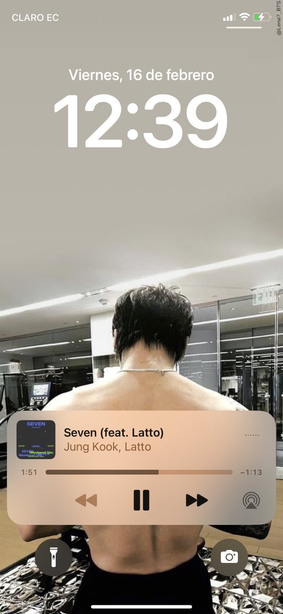 koolvsm's tweet photo. @97SARCHIVES STREAM AND BUY SNTY
STREAM AND BUY GOLDEN 
#JungKook_GOLDEN https://t.co/7qArhilYUn