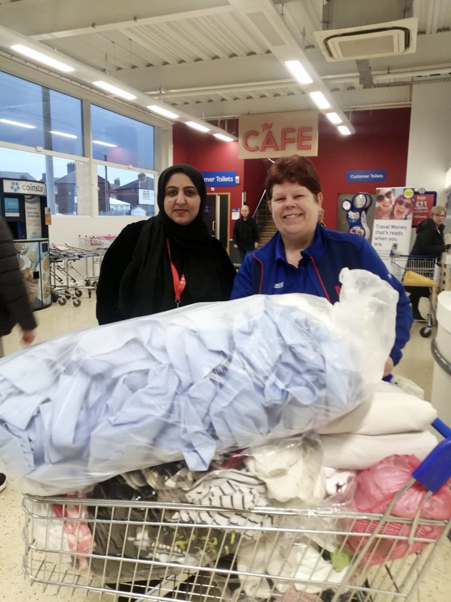 Oldham Food Aid Hub (๐
ค๐
๐
๐
๐
) (@ukeff_hq) on Twitter photo It was a pleasure to visit Tesco Community Champion <a href="/roseknipe/">rose knipe</a> at <a href="/TescoFailsworth/">Tesco Failsworth</a> today to receive a generous donation of brand new clothing. Thank you so much for including us as one of your charities!
<a href="/tesconews/">Tesco News</a> <a href="/oldham_ukeff/">Ukeff Oldham</a> #OldhamHour It was a pleasure to visit Tesco Community Champion <a href="/roseknipe/">rose knipe</a> at <a href="/TescoFailsworth/">Tesco Failsworth</a> today to receive a generous donation of brand new clothing. Thank you so much for including us as one of your charities!
<a href="/tesconews/">Tesco News</a> <a href="/oldham_ukeff/">Ukeff Oldham</a> #OldhamHour