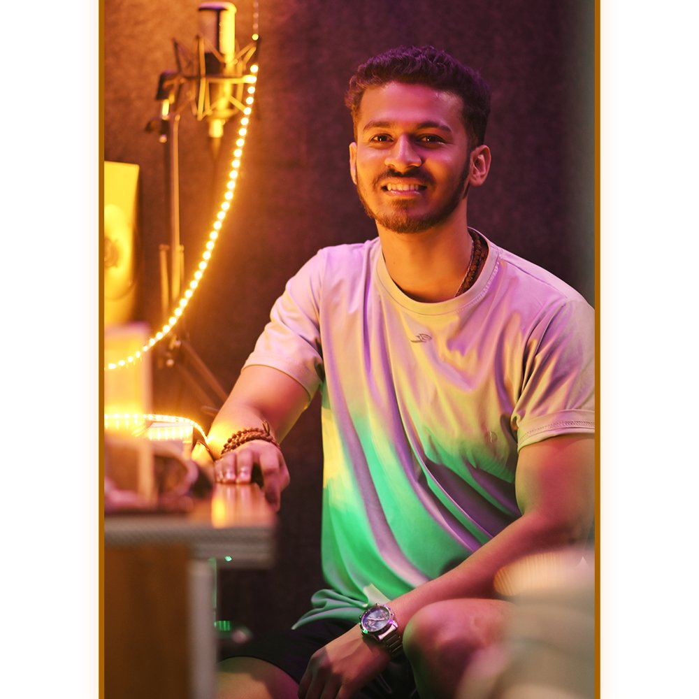 Vzen007's tweet photo. It makes a big difference 
in your life 
when you stay positive. ❤🔥
.
.
.
.
#photoshoot #photography #shoot #studioshoot 
#indoorshoot #modeling #model #attitude #positivity #positiveattitude 
#kolhapur #maharashtra #photo #positiveenergy https://t.co/IxybfTzezE