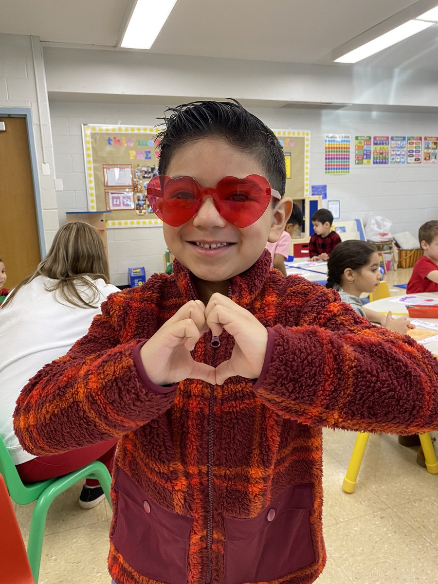 Ms. Cook tweet media