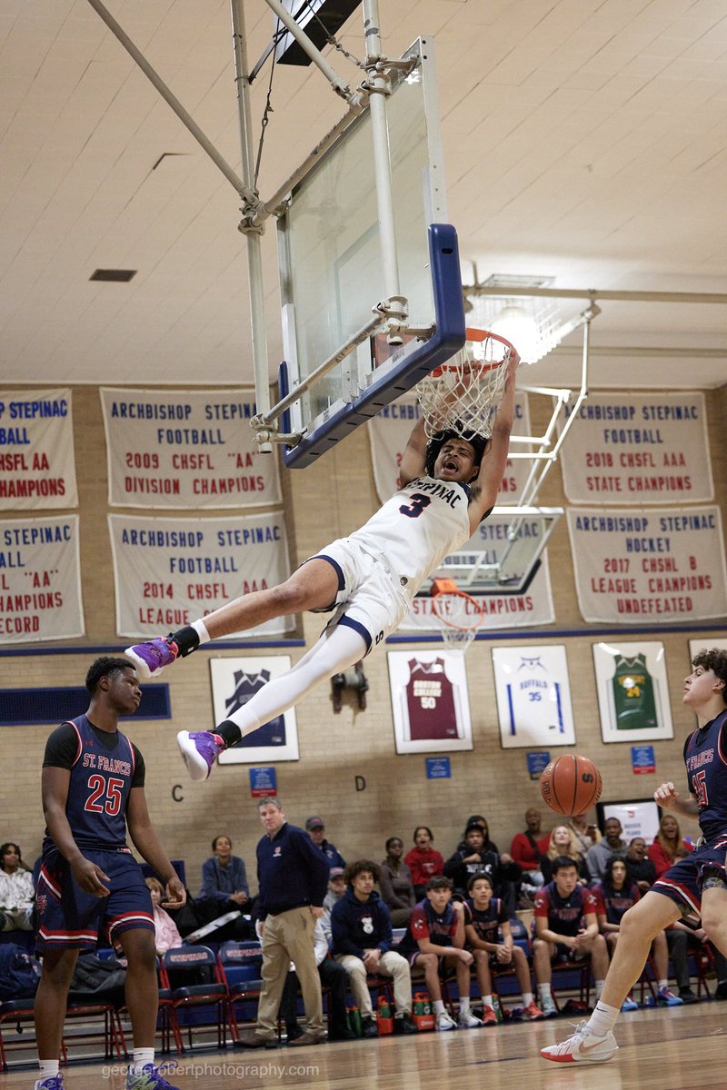 George_Robert_'s tweet photo. https://t.co/ZRlNhsQ9aL

Braylan Ritvo #3 🏀 Stepinac 🆚 St Francis https://t.co/ERYAfOoov1