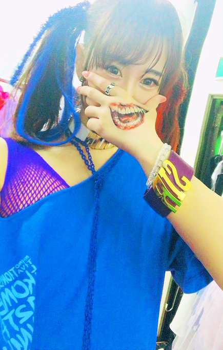 川崎毎日ありがとうございます🧏&zwj;♀️ 昨日からメンバーのお勉強をさせて頂いたりしてとってもとってもパワー貰いました💪☺️ ✨ 私も初心忘れないように常に熱いものを持ってステージに立ち続けていたいなと思いました。 ハーレイクイン見に久々劇場来たって方もいて嬉しかったです🙇&zwj;♂️ おやすみなさい😴💤🌙