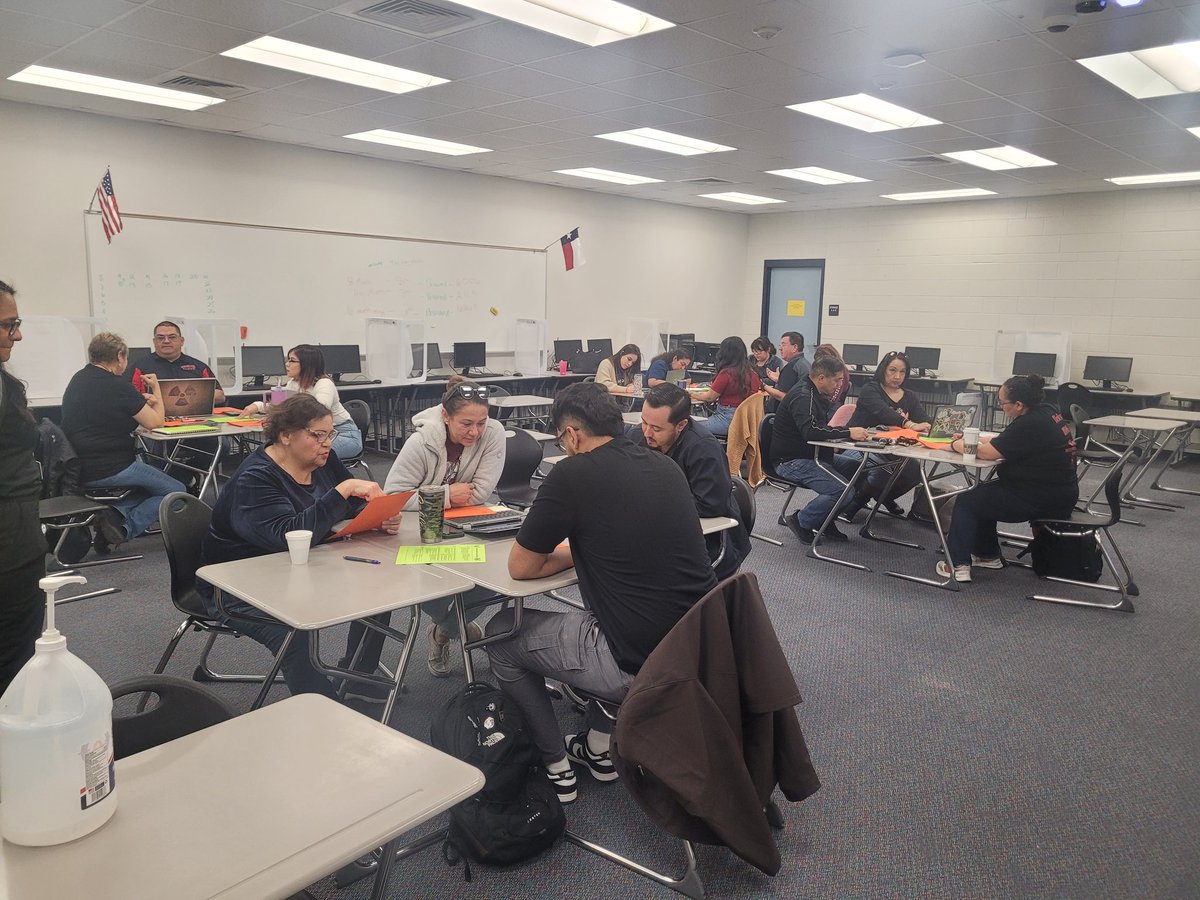 vasq_jc's tweet photo. Who ordered RBIS?? We did!! HMS doing some morning PD today!! Thank u to our fabulous teachers for re-learning our RBIS! You all rock!! https://t.co/sNjbvPnjjO