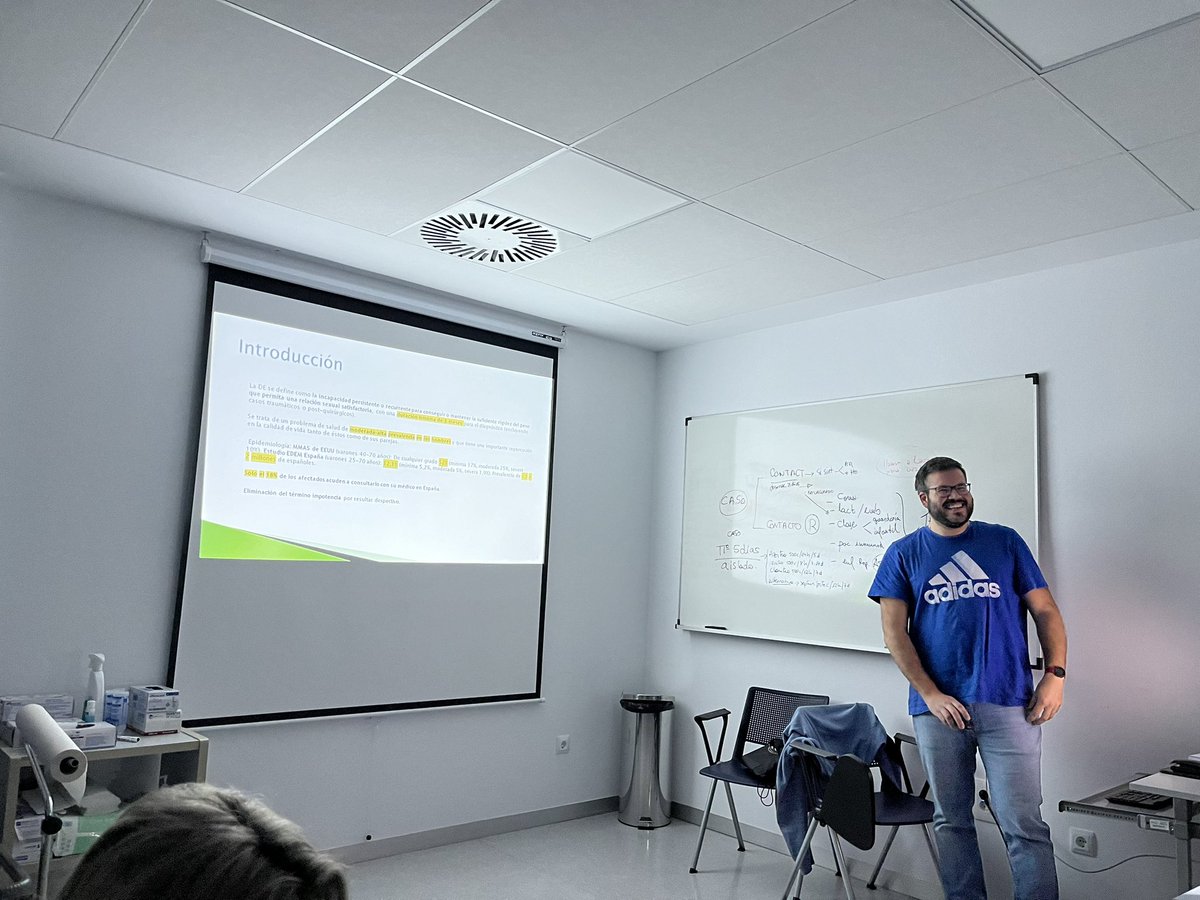 Centro de Salud San Antón tweet media