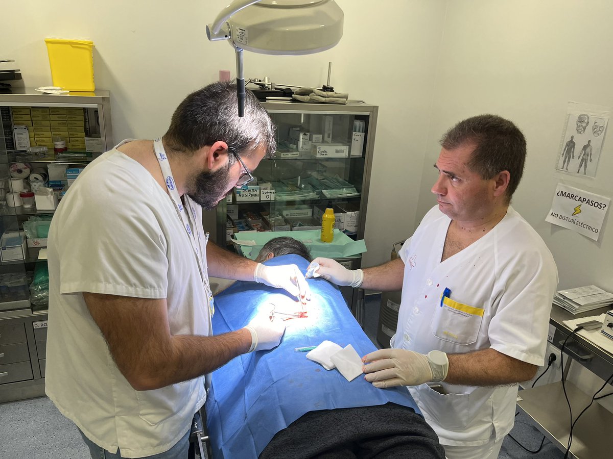 Centro de Salud San Antón tweet media