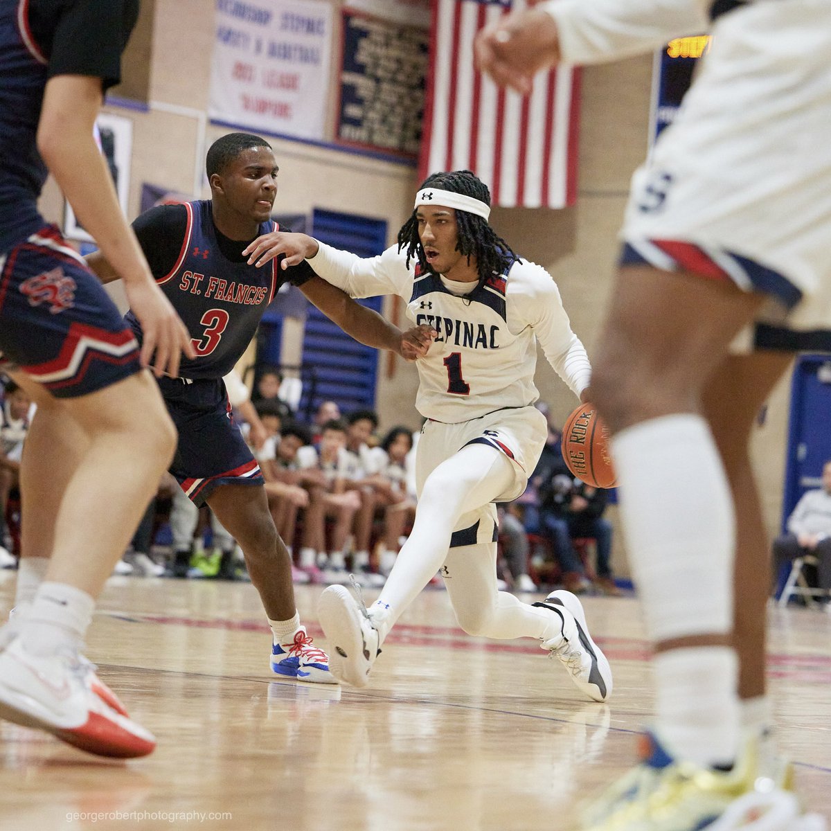 George_Robert_'s tweet photo. https://t.co/Pzs5zLcwUo

Boogie Fland #1 🏀 Stepinac 🆚 St Francis https://t.co/1WX9gdFpJK