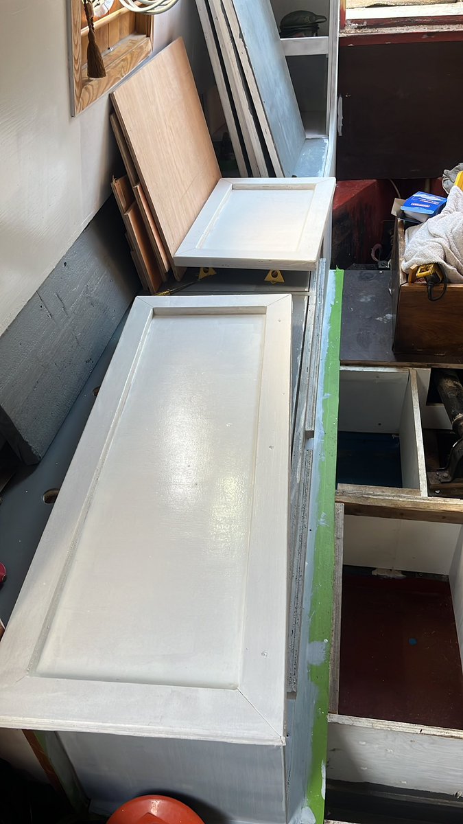 Narrowboat Precious Jet tweet media