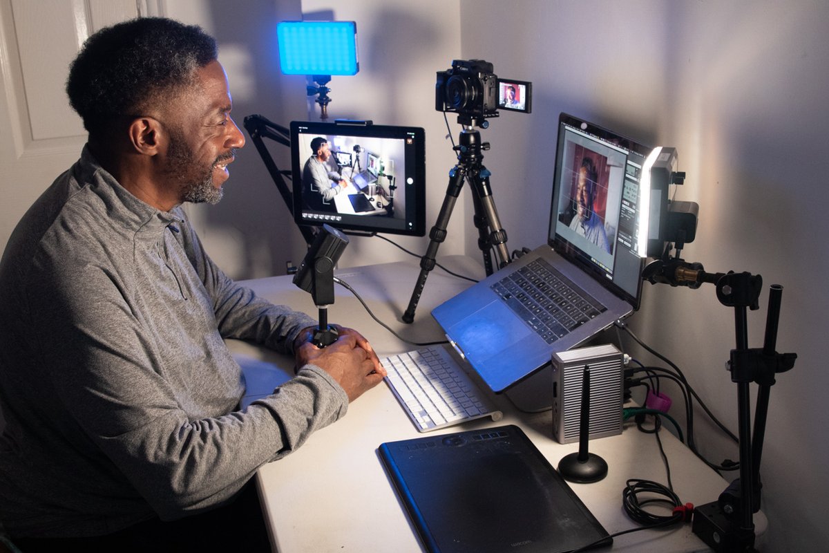 pukkapresenting's tweet photo. Last 2 places! Presenting to camera for vlog & Youtube starts Tues 20th Feb @citylit @DramaatCityLit "very knowledgeable and supportive, very helpful feedback and tips" https://t.co/2bkHG8punR book now for this vocational, online, practical short course
#presentertraining https://t.co/YwEYt7J6hj