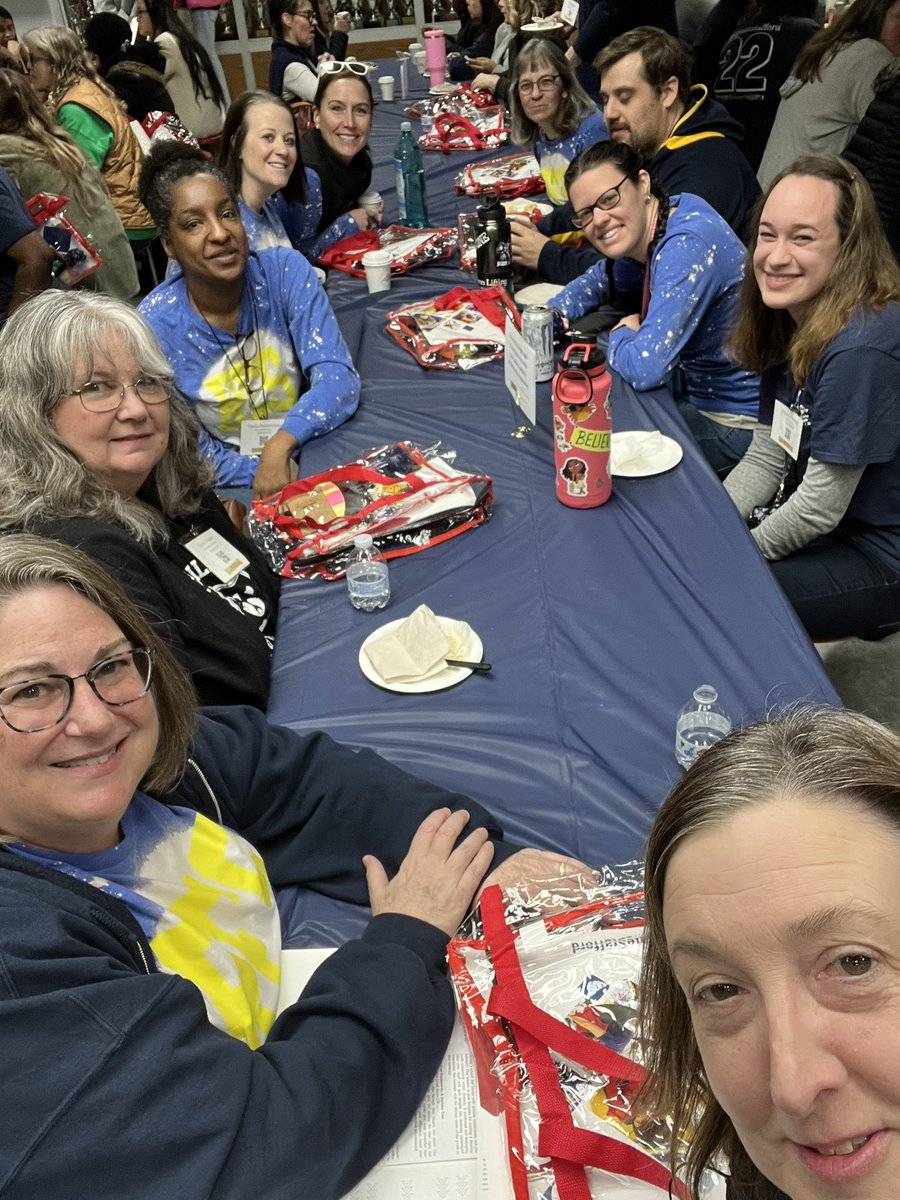 Our Service Staff is having a great day of learning at the SPARK conference <a href="/SCPSchools/">Stafford Schools</a>. #RESBelieves #ElevateStafford