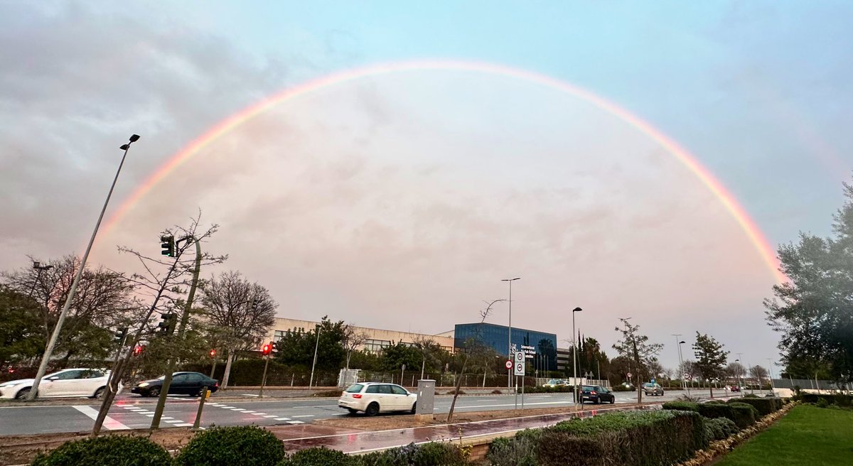 pasgonga's tweet photo. Beautiful rainbow 🌈 https://t.co/kozRia6e0n