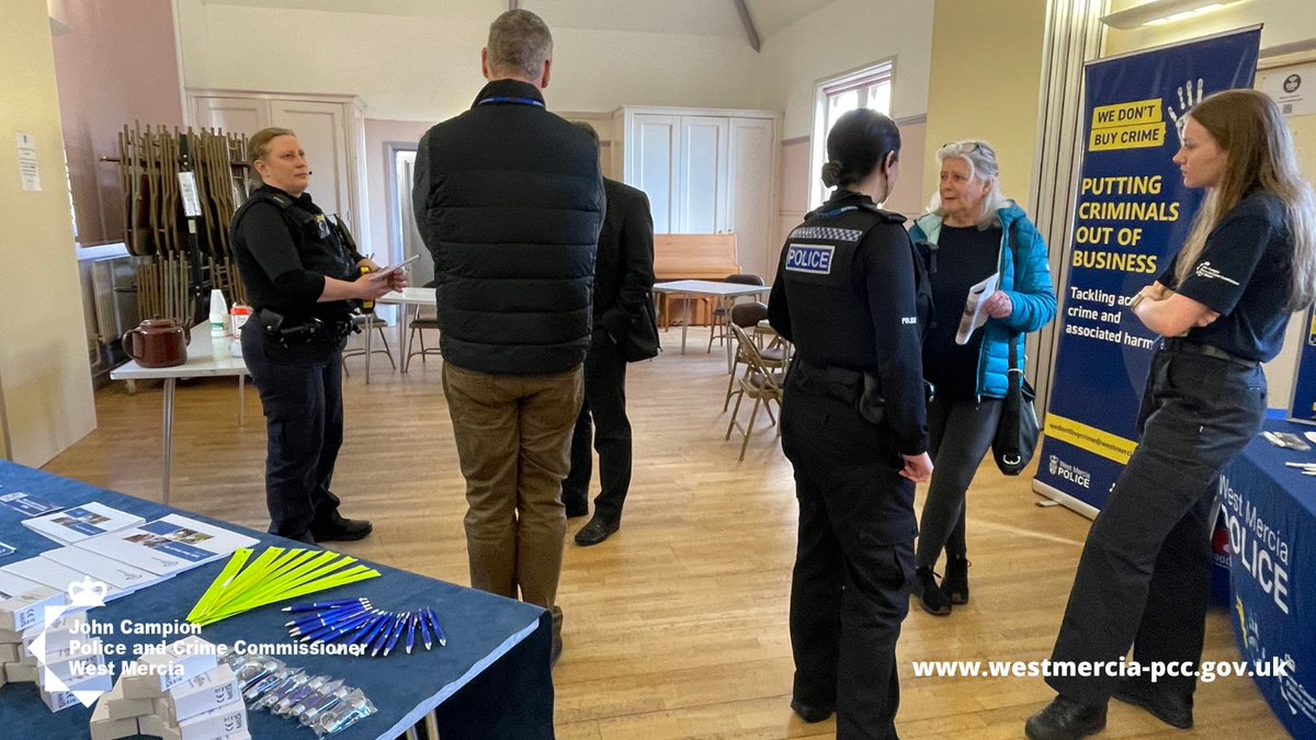 WestMerciaPCC's tweet image. Thank you to everyone who came along to PCC @JohnPaulCampion&apos;s latest #CommunityConversation in #Malvern that focused on retail crime 🗣️

The drop-in session was an opportunity for local retailers to raise concerns with the PCC, @wmerciapolice&apos;s local policing team and #WDBC 👮