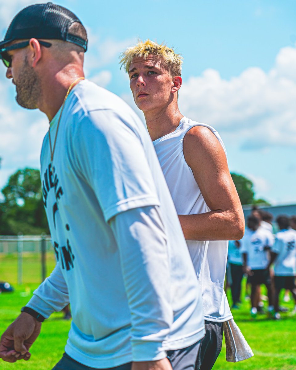 CJBennett_08's tweet image. Ain't no off days in the grind, just offseason upgrades!

#QBtraining #offseasonWork #QB