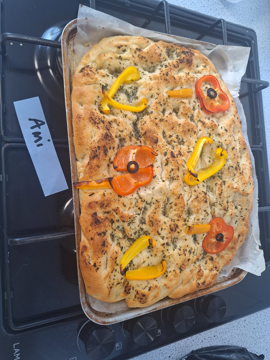 SandhighFood's tweet photo. Amazing focaccia bread made today by Y10 H and C students post 3 @SandbachHigh
@SandhighDT 
#bread #bake https://t.co/Q7V35CPOk5