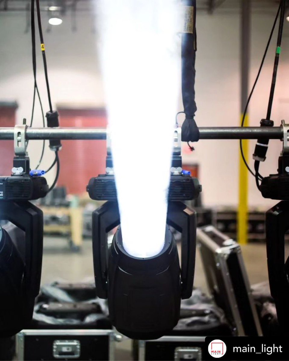 The Robe Way tweet media