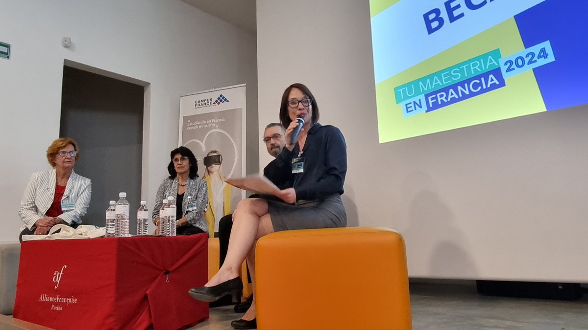 KrisztinaWale's tweet photo. 2eme étape de #TMEF 2024 au Mexique: Puebla merci de l'accueil @afpuebla et Mots de bienvenue de la directrice de l'AF et de la Consule Ophelia Cervantes, Alumna de l'Université de Grenoble. Séquence institutionnelle sur les bourses @FranciaenMexico @CampusFrance @CampusFrance https://t.co/yxKOAYeQj5