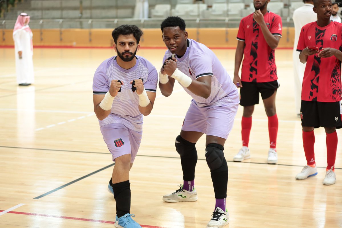 📊 أرقـام صـالات #نـادي_الريـاض هذا الموسـم.. 
▪️ أبطـالًا لـ #كأس_السوبر_السعودي 
▪️ ذهبيـة دورة الألعـاب السعودية 
▪️ وصـافة كأس الاتحـاد السعودي

#مدرسة_الوسطى