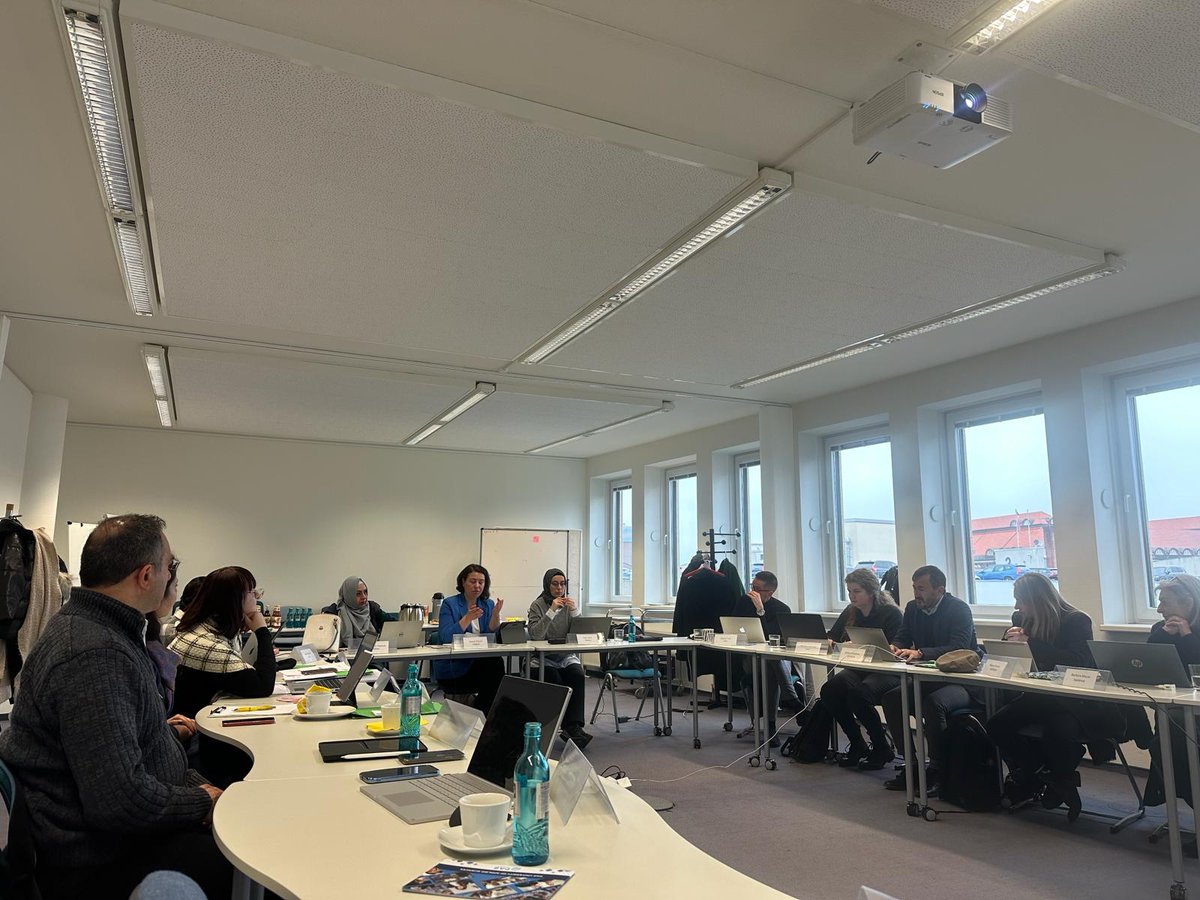 Osmangazi_MEM's tweet photo. Ortağı olduğumuz ERASMUS-EDU-2023-PI-FORWARD merkezi projelerden olan, sanal eğitimin etkileşim kalitesini ölçmeyi hedefleyen "Virtual Auditorium" projesinin ilk toplantısı Berlin Teknik Üniversitesinde gerçekleştirildi. Toplantıya Oya Güler ve Pınar Ünal Akpınar katılım sağladı. https://t.co/zhh6T2l4eq